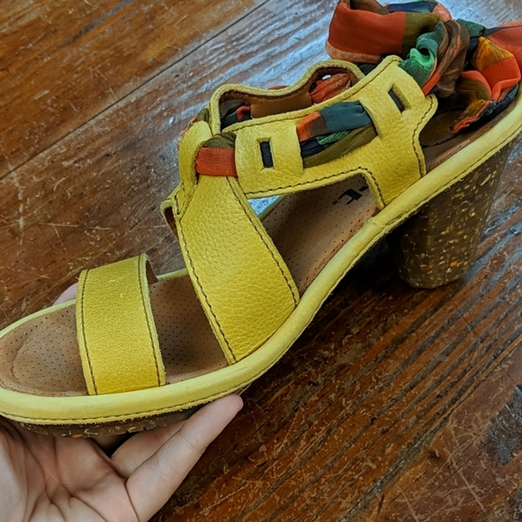 Art Grain-Fantasy Rubber Heel Shoe Size 40 - Picture 8 of 9